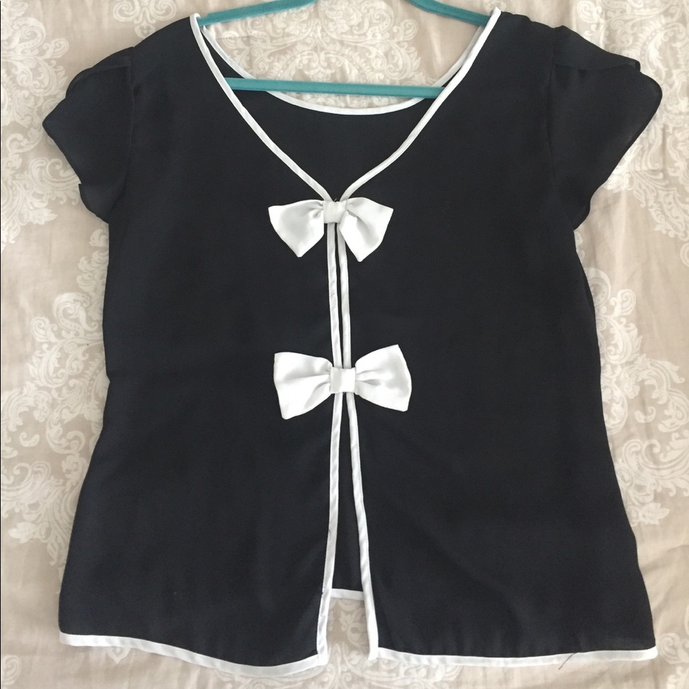 Scoop neck blouse